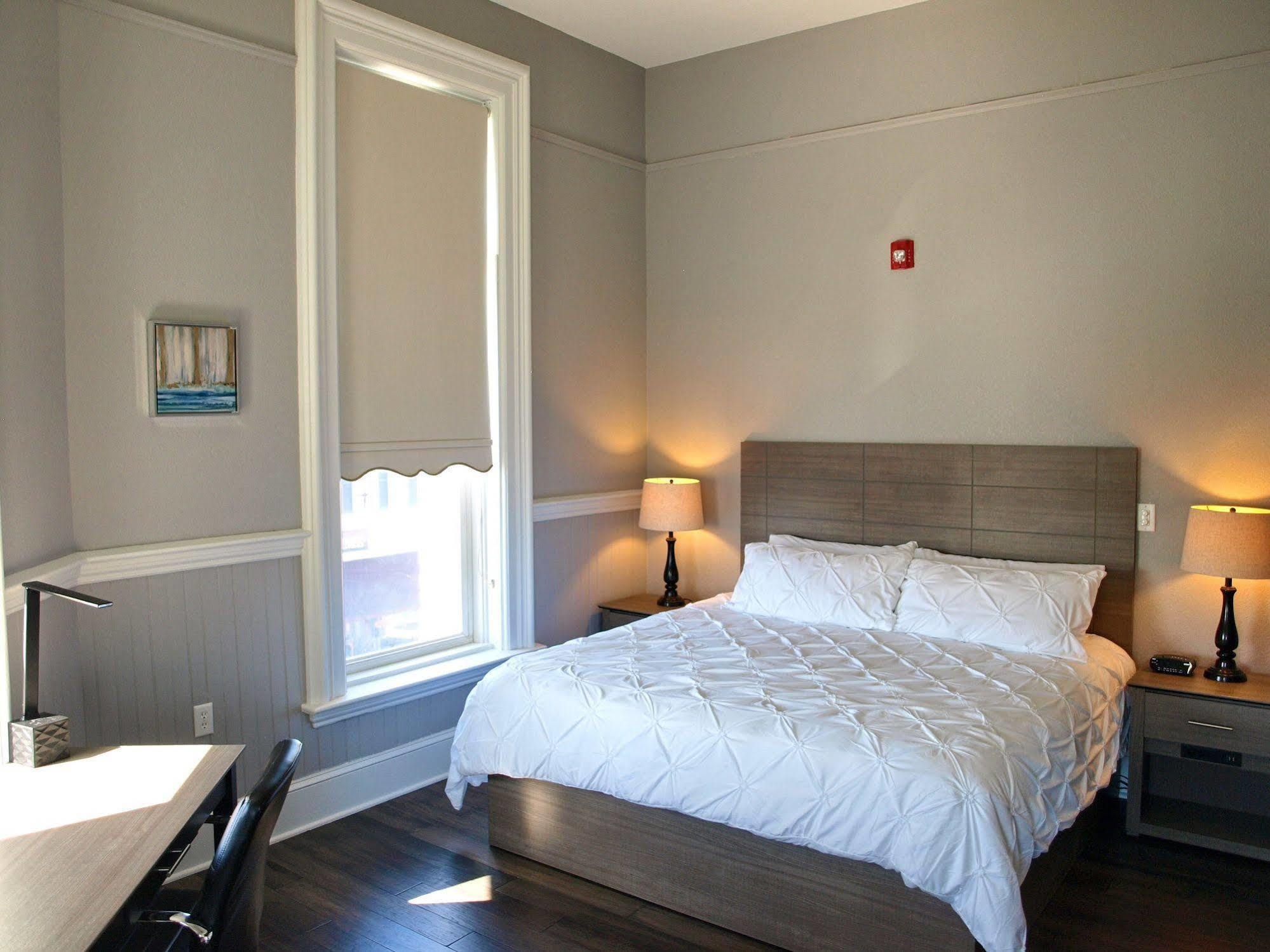 Cornerstone Inn Washington Luaran gambar